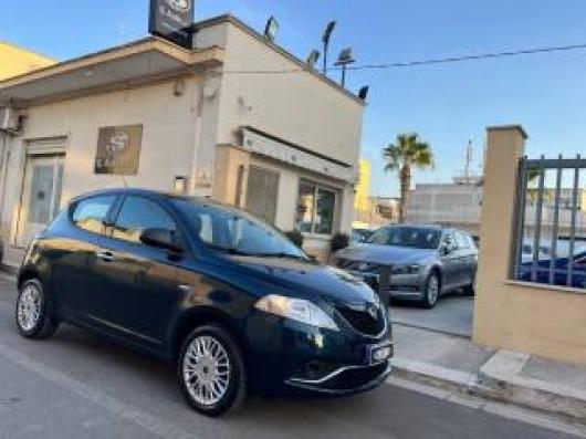 usato LANCIA Ypsilon