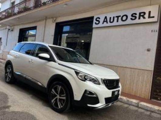 usato PEUGEOT 5008