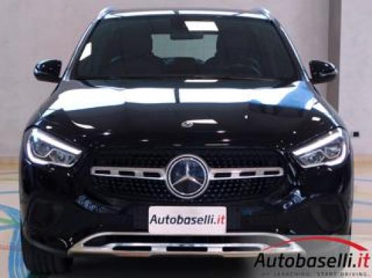 usato MERCEDES GLA 220