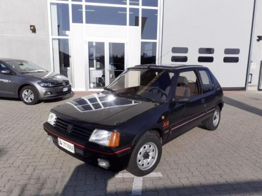 usato PEUGEOT 205