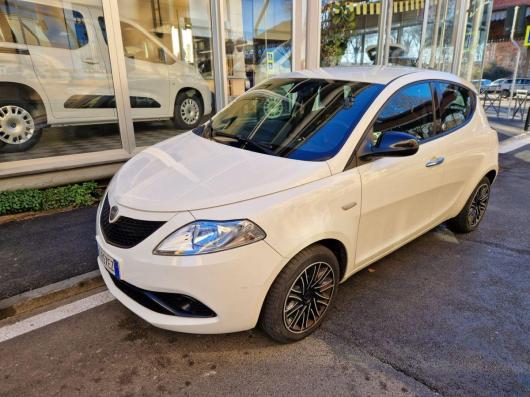 usato LANCIA Ypsilon