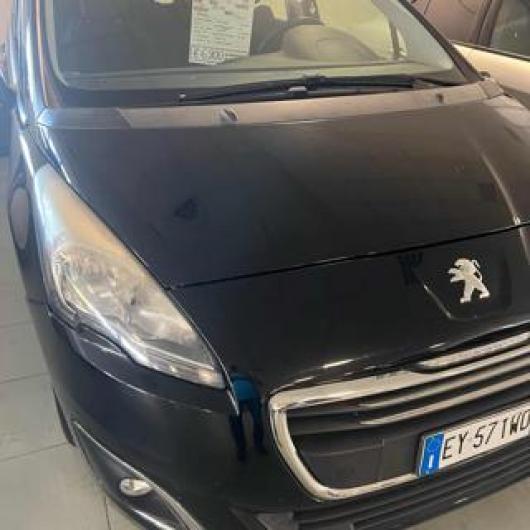 usato PEUGEOT 5008