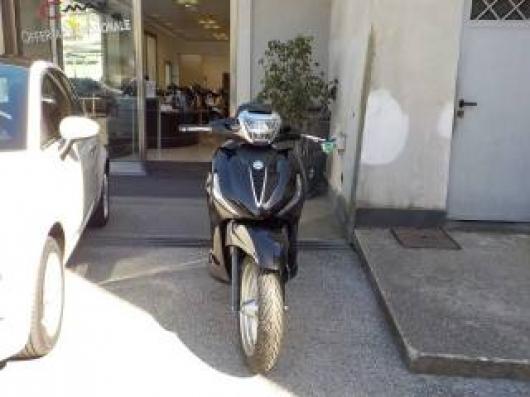 nuovo PIAGGIO Beverly 400 i e 