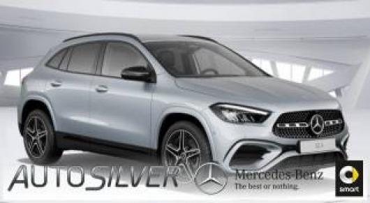 nuovo MERCEDES GLA 200