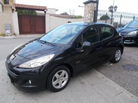 usato PEUGEOT 207