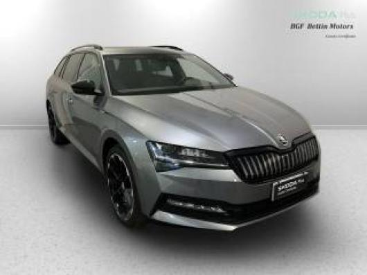 usato SKODA Superb