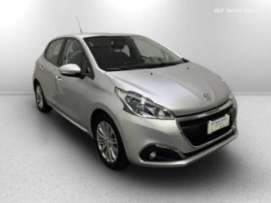 usato PEUGEOT 208