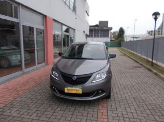 usato LANCIA Ypsilon