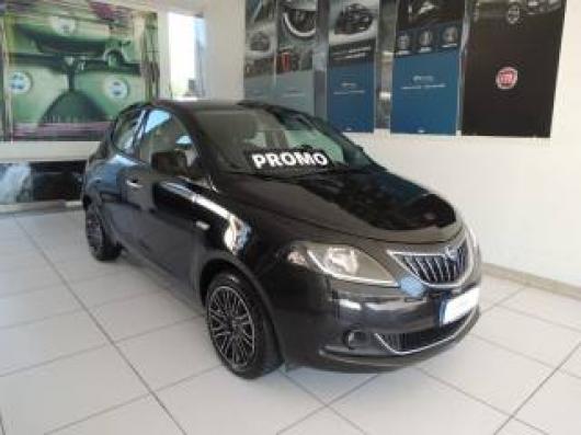 usato LANCIA Ypsilon