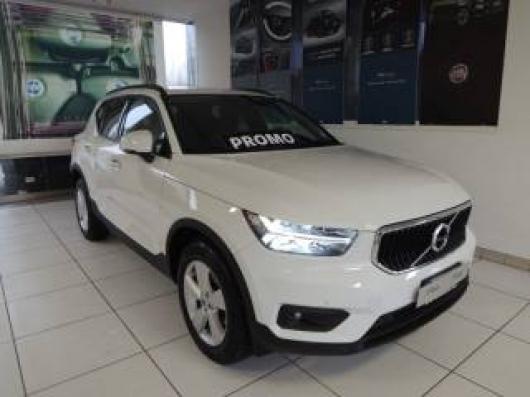 usato VOLVO XC40