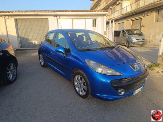 usato PEUGEOT 207