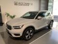 usato VOLVO XC40